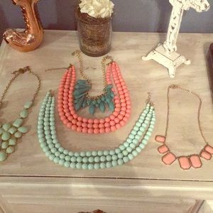 Lot of 5 colorful chunky necklaces